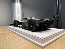 Load image into Gallery viewer, Aston Martin Valkyrie PMC Special Project - carbon - 1:18
