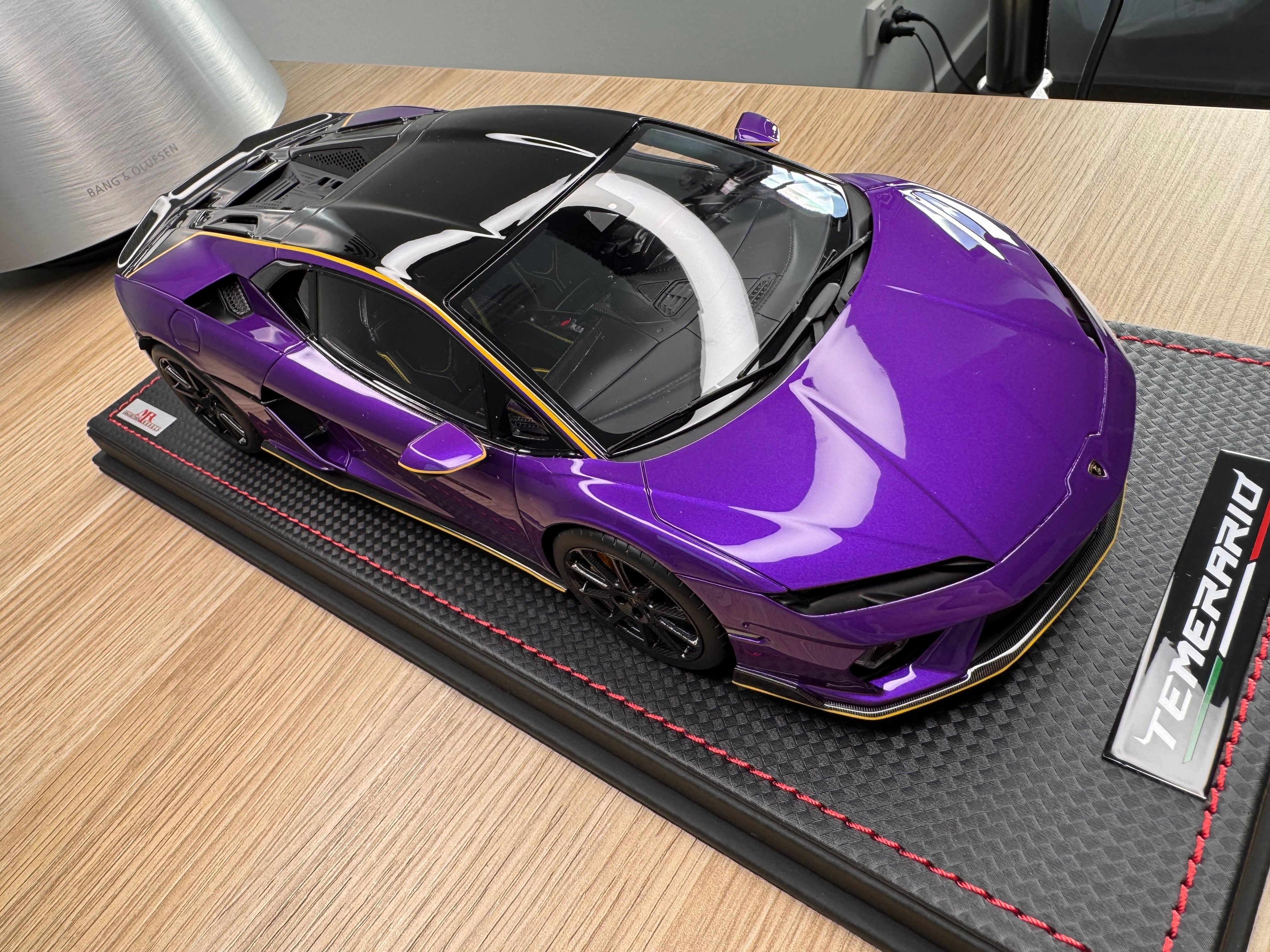 Lamborghini Temerario Alleggerita Package - Viola Pasifae - 1:18