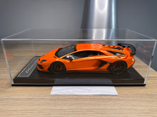 Load image into Gallery viewer, Lamborghini Aventador SVJ - Arancio Atlas - 1:18
