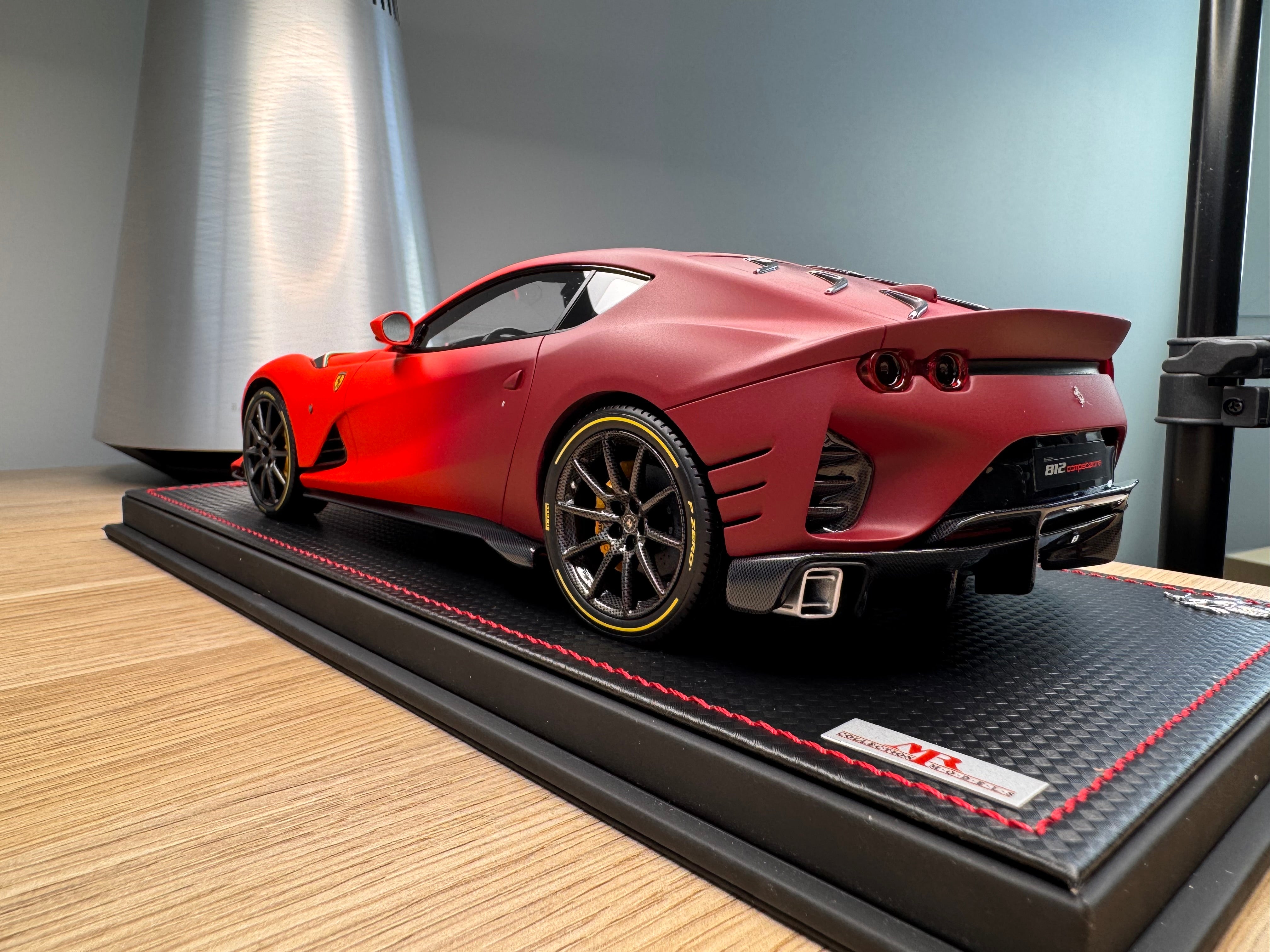 Ferrari 812 Competizione - Rosso F1 matte fading to Rosso GP1000 LE49 - 1:18