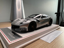 Load image into Gallery viewer, Ferrari F12tdf - Grigio Silverstone - 1:18
