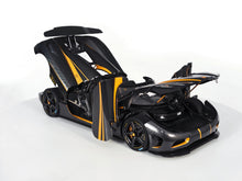 Load image into Gallery viewer, Koenigsegg Agera S - Hundra carbon gold OPEN PARTS - 1:18
