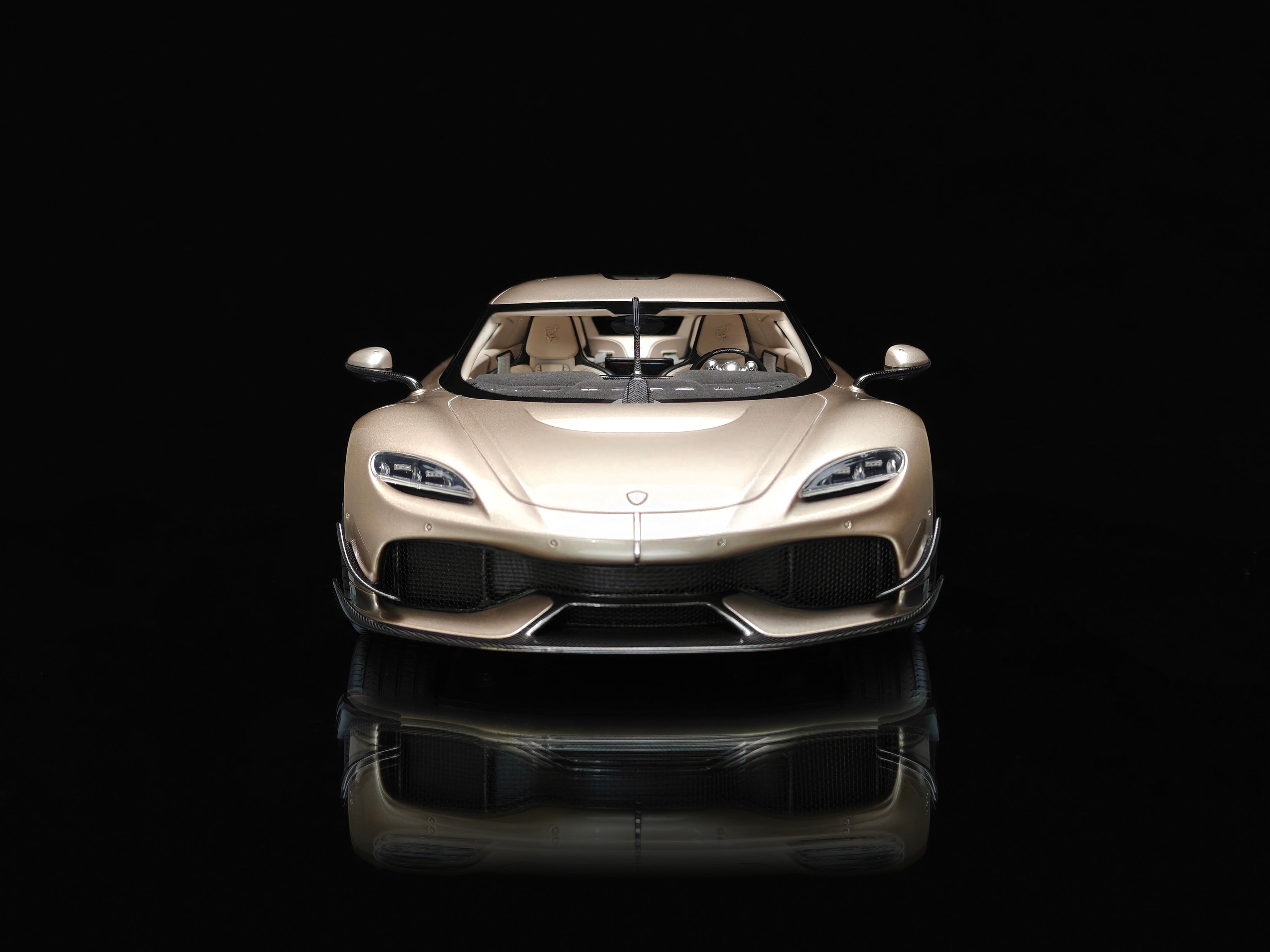 Koenigsegg Gemera PMC Special Project - Champagne Gold - 1:18