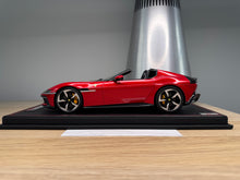 Load image into Gallery viewer, Ferrari 12 Cilindri Spider - Rosso Imola - 1:18
