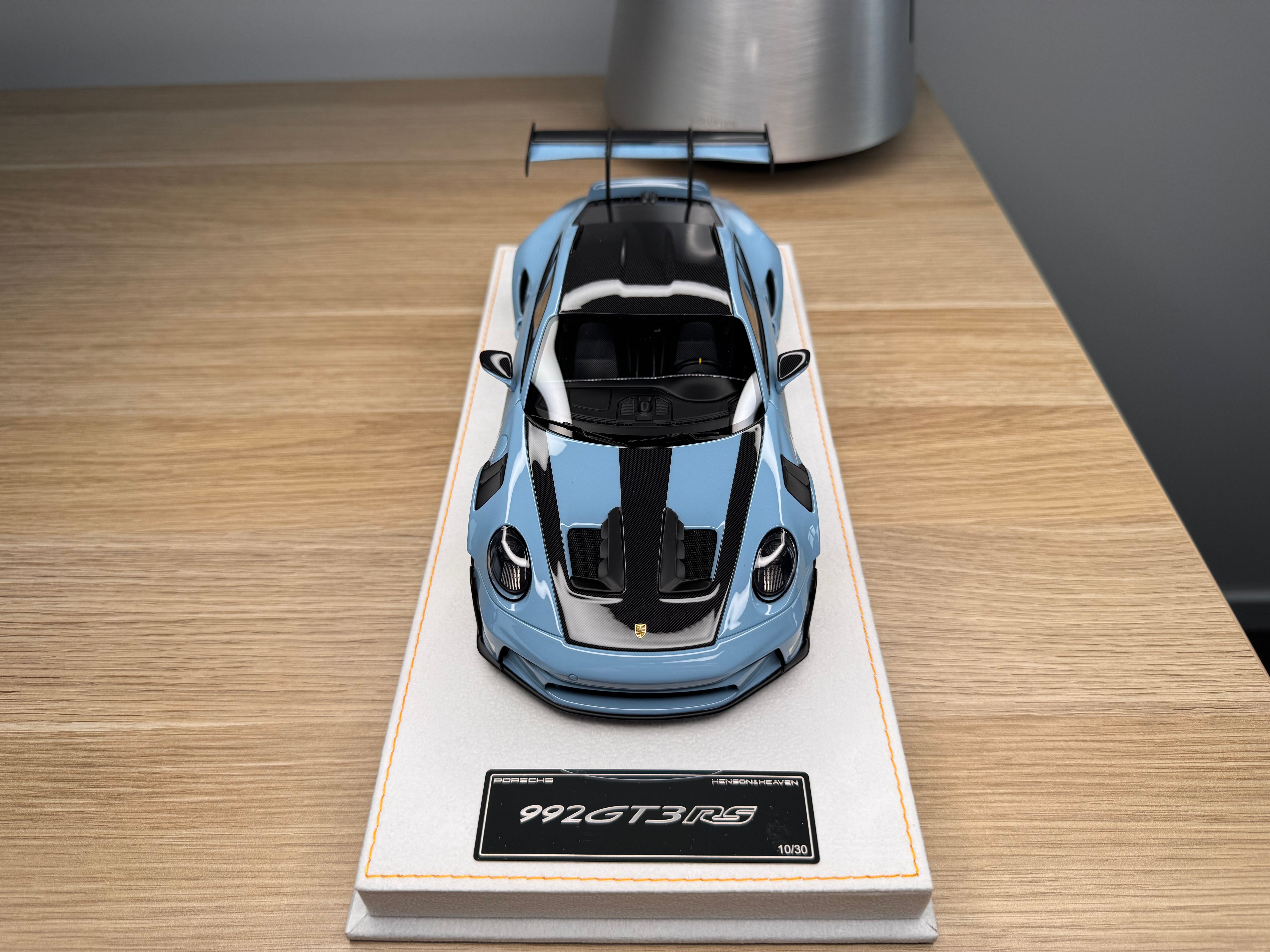 Porsche 911 992 GT3RS - Haze Blue - 1:18
