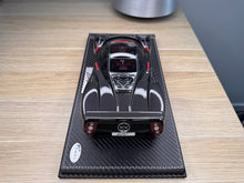 Load image into Gallery viewer, Pagani Zonda F - gloss carbon black OPEN PARTS - 1:18
