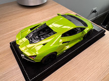 Load image into Gallery viewer, Lamborghini Revuelto - Verde Ithaca - 1:18
