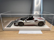 Load image into Gallery viewer, Ferrari 488 Pista Spider - matte silver - 1:18
