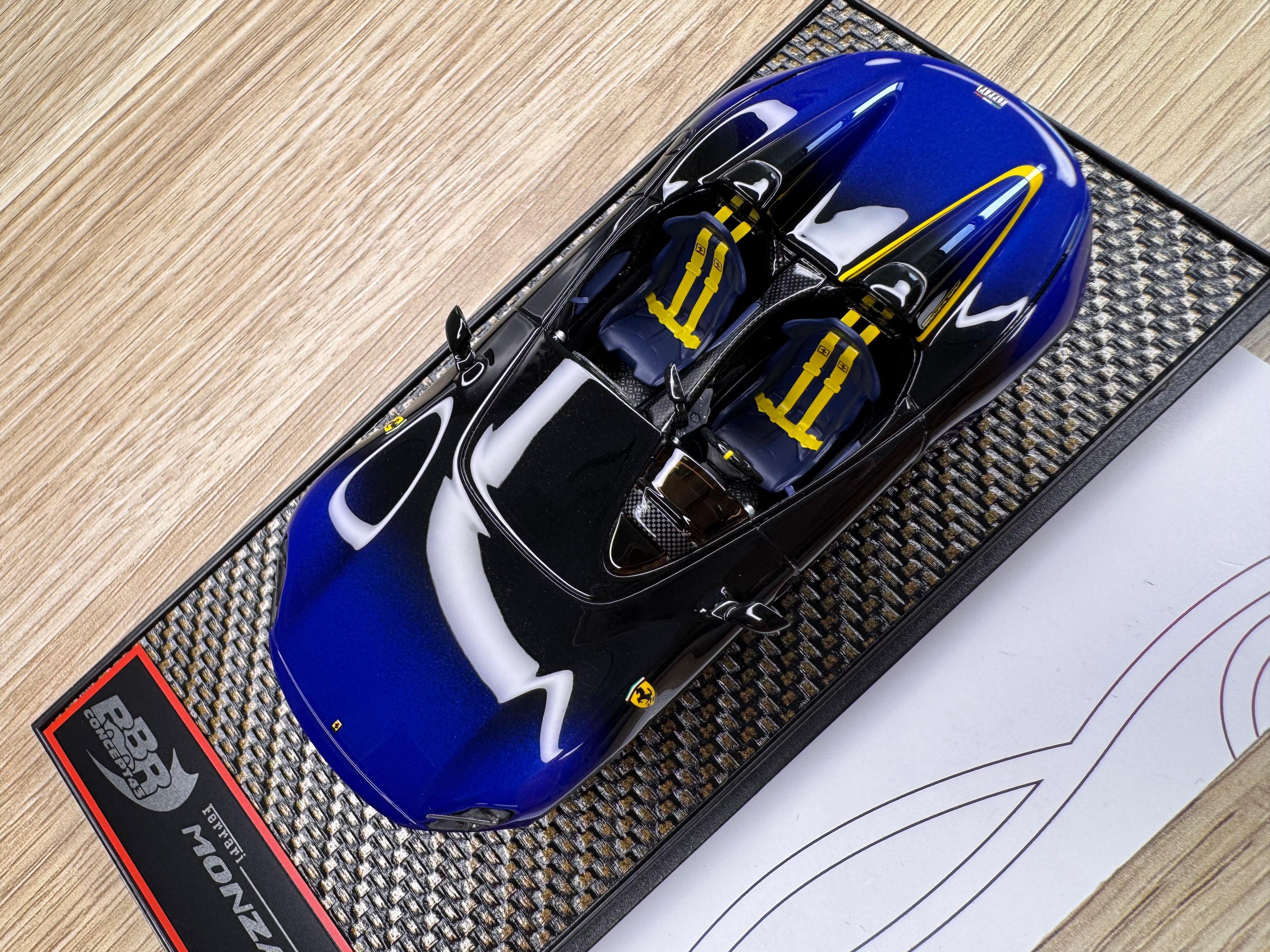 Ferrari Monza SP2 - Blu Viery - New Black Daytona - 1:43