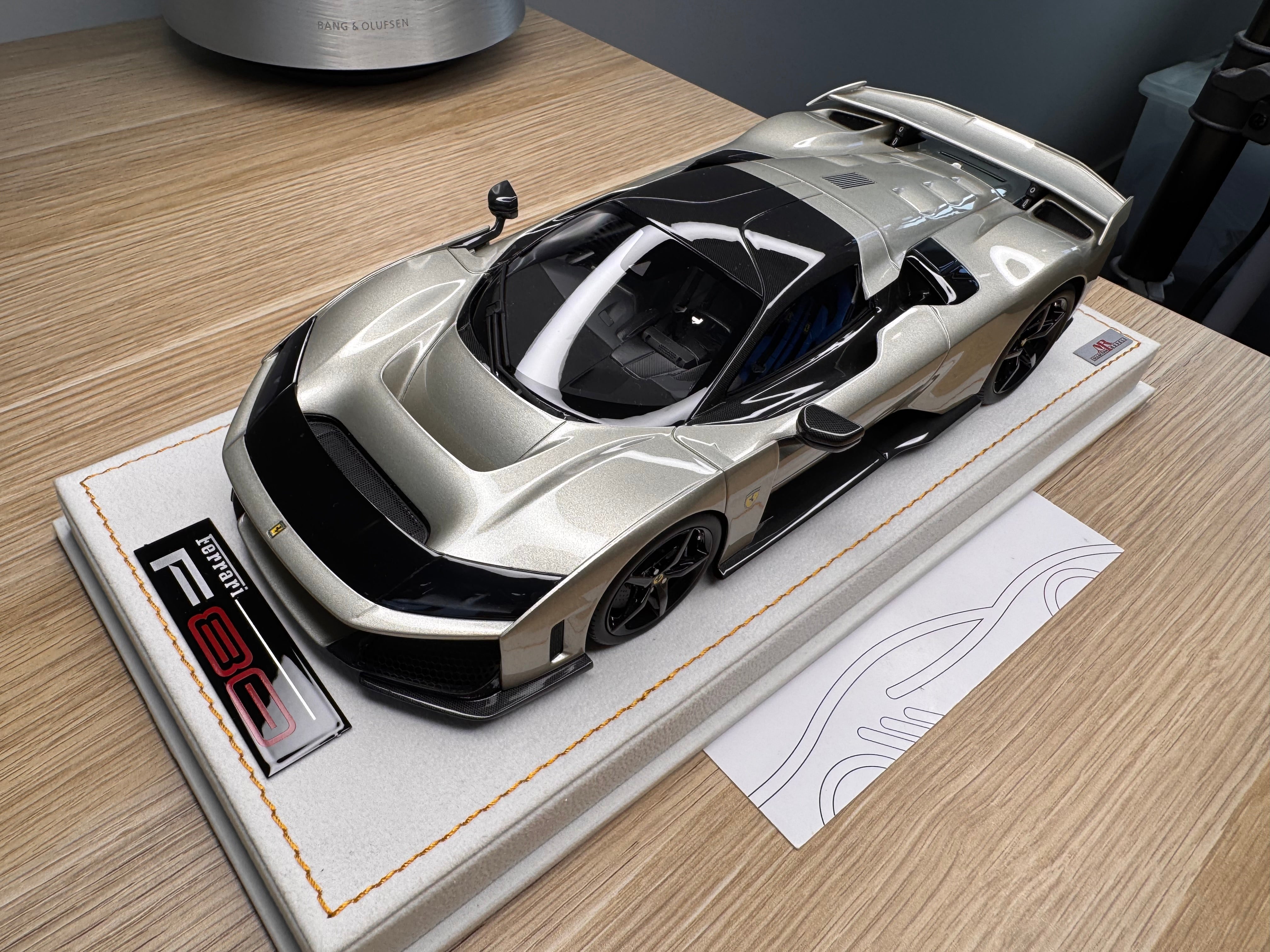 Ferrari F80 - Alluminio Lucido LE49 - 1:18