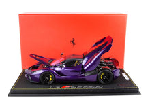 Load image into Gallery viewer, Ferrari LaFerrari - Dubai purple Viola Vio OPEN PARTS - 1:18
