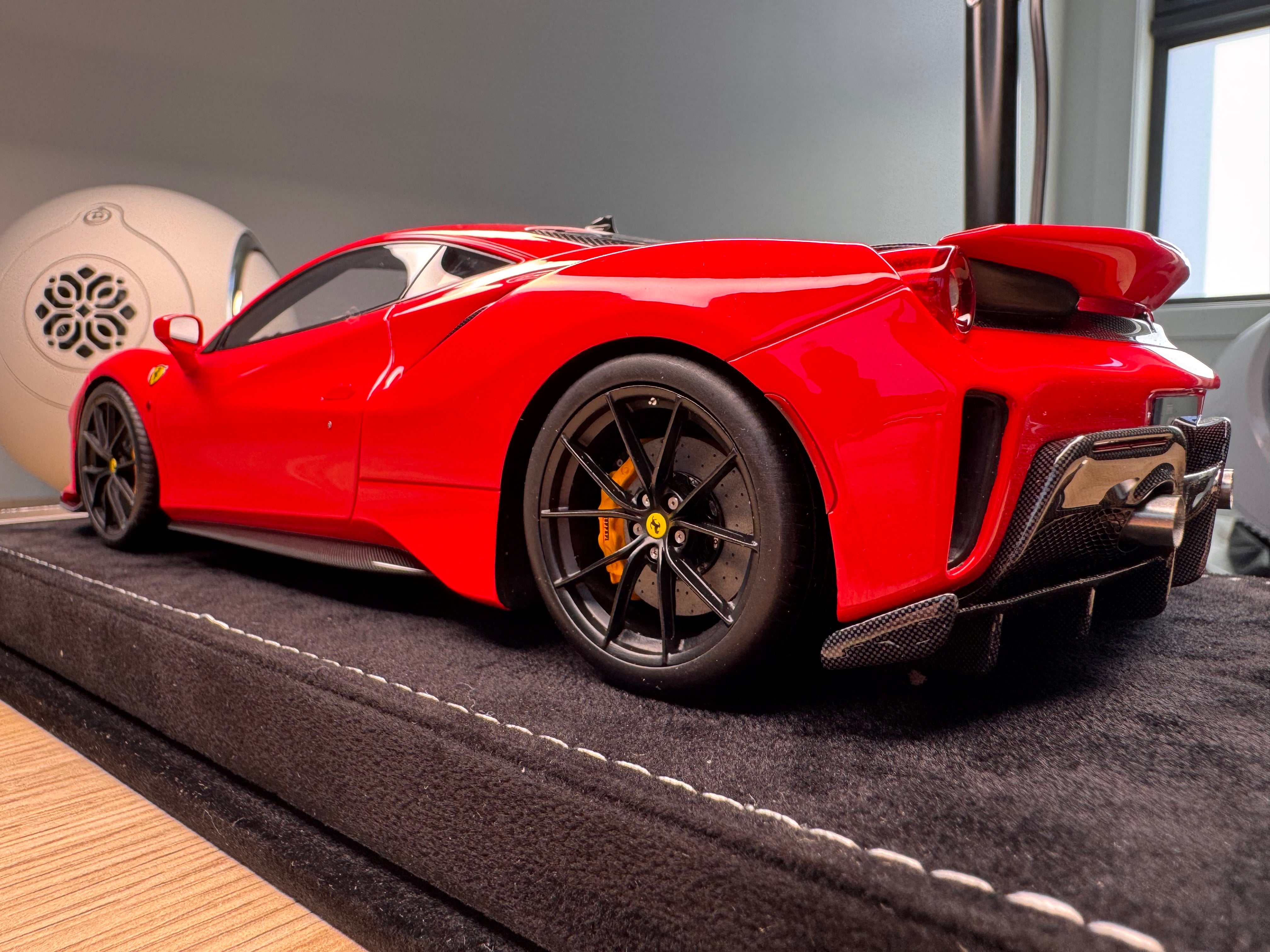 Ferrari 488 Pista - Rosso Corsa - 1:18