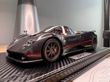 Load image into Gallery viewer, Pagani Zonda F - gloss carbon black OPEN PARTS - 1:18
