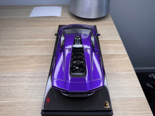 Load image into Gallery viewer, Lamborghini Countach LPI 800-4 - Viola Pasifae LE49 on carbon base - 1:18
