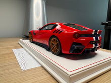 Load image into Gallery viewer, Ferrari F12tdf - Rosso Corsa golden rims - 1:18
