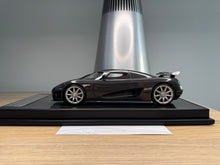 Load image into Gallery viewer, Koenigsegg CCXR - Black Carbon - 1:18
