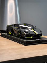 Load image into Gallery viewer, Lamborghini Revuelto - Grigio Telesto with Nero Noctis / Verde Scandal Livery - 1:18
