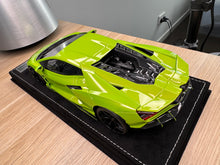 Load image into Gallery viewer, Lamborghini Revuelto - Verde Ithaca - 1:18

