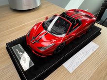 Load image into Gallery viewer, Ferrari 458 Speciale Aperta - Rosso Efesto - 1:18
