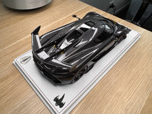 Load image into Gallery viewer, Koenigsegg Jesko PMC Special Project - clear carbon - 1:18
