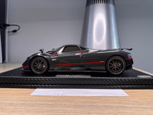 Load image into Gallery viewer, Pagani Zonda F - gloss carbon black OPEN PARTS - 1:18
