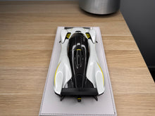 Load image into Gallery viewer, Aston Martin Valkyrie PMC Special Project - pearl white - 1:18
