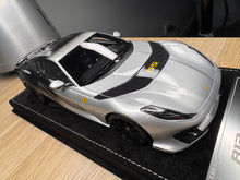 Load image into Gallery viewer, Ferrari 812 Competizione - Grigio Titanio &amp; Nero Daytona - 1:18
