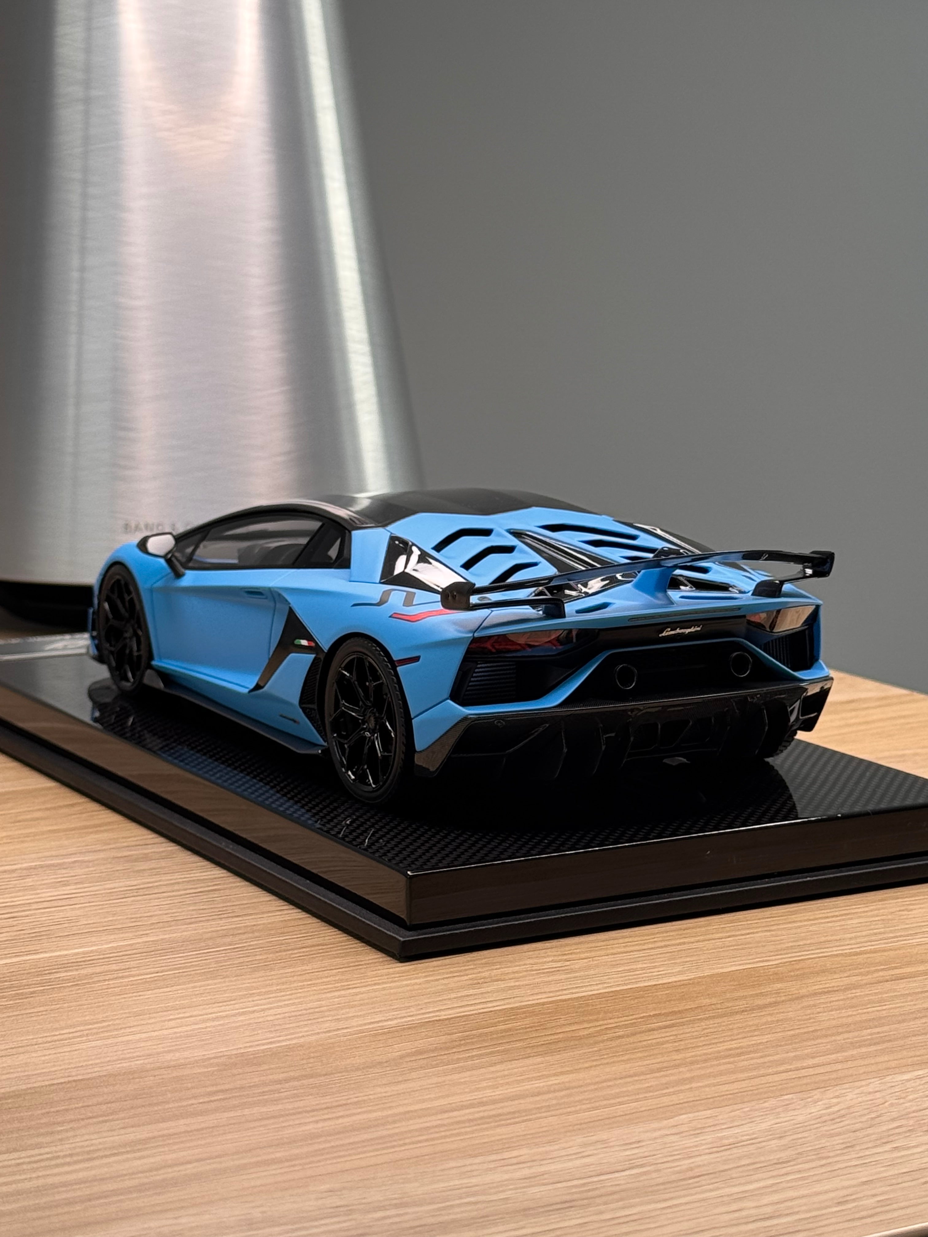 Lamborghini Aventador SVJ - Blu Seiler - 1:18