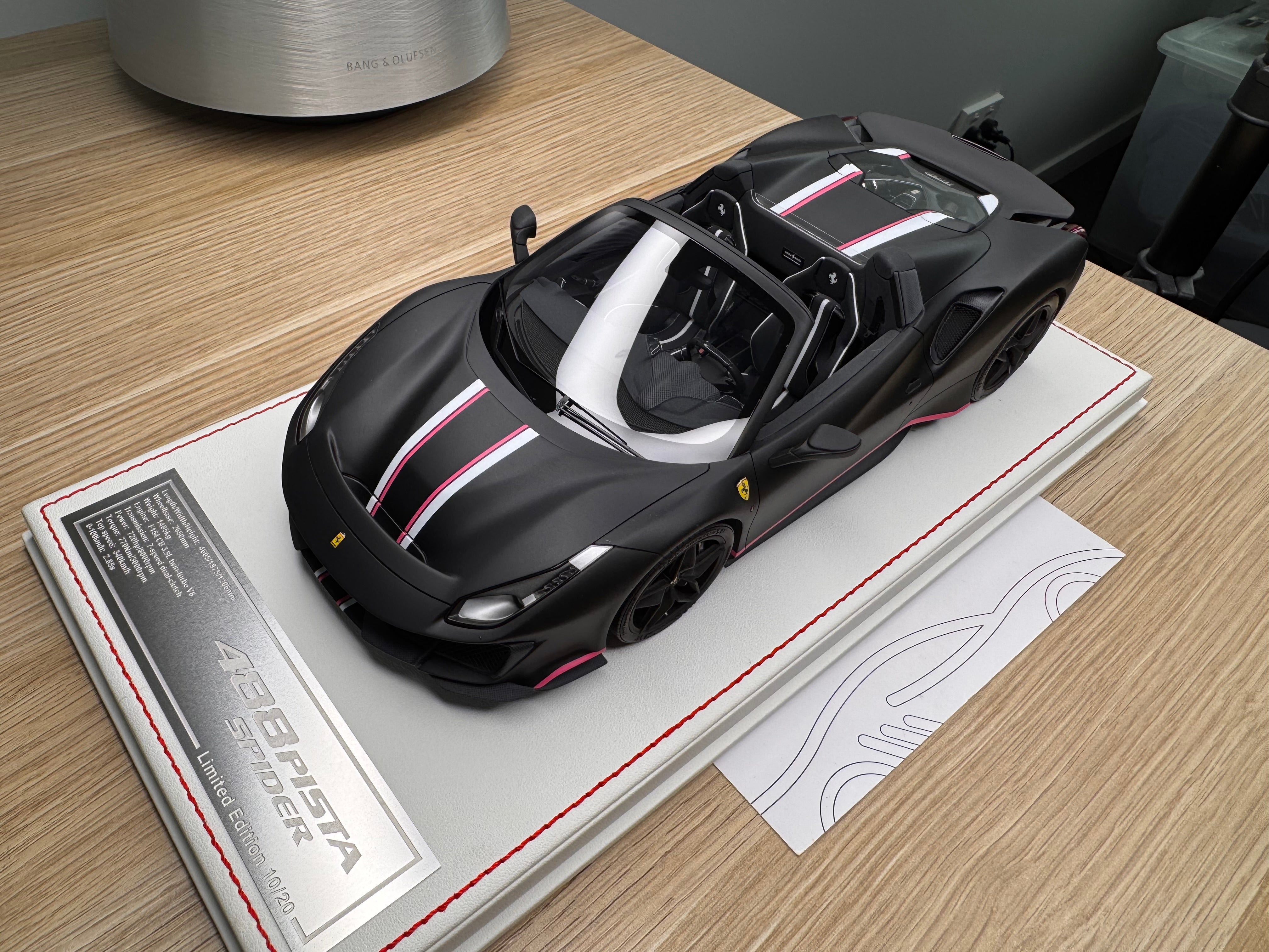 Ferrari 488 Pista Spider - Nero Opaco - 1:18