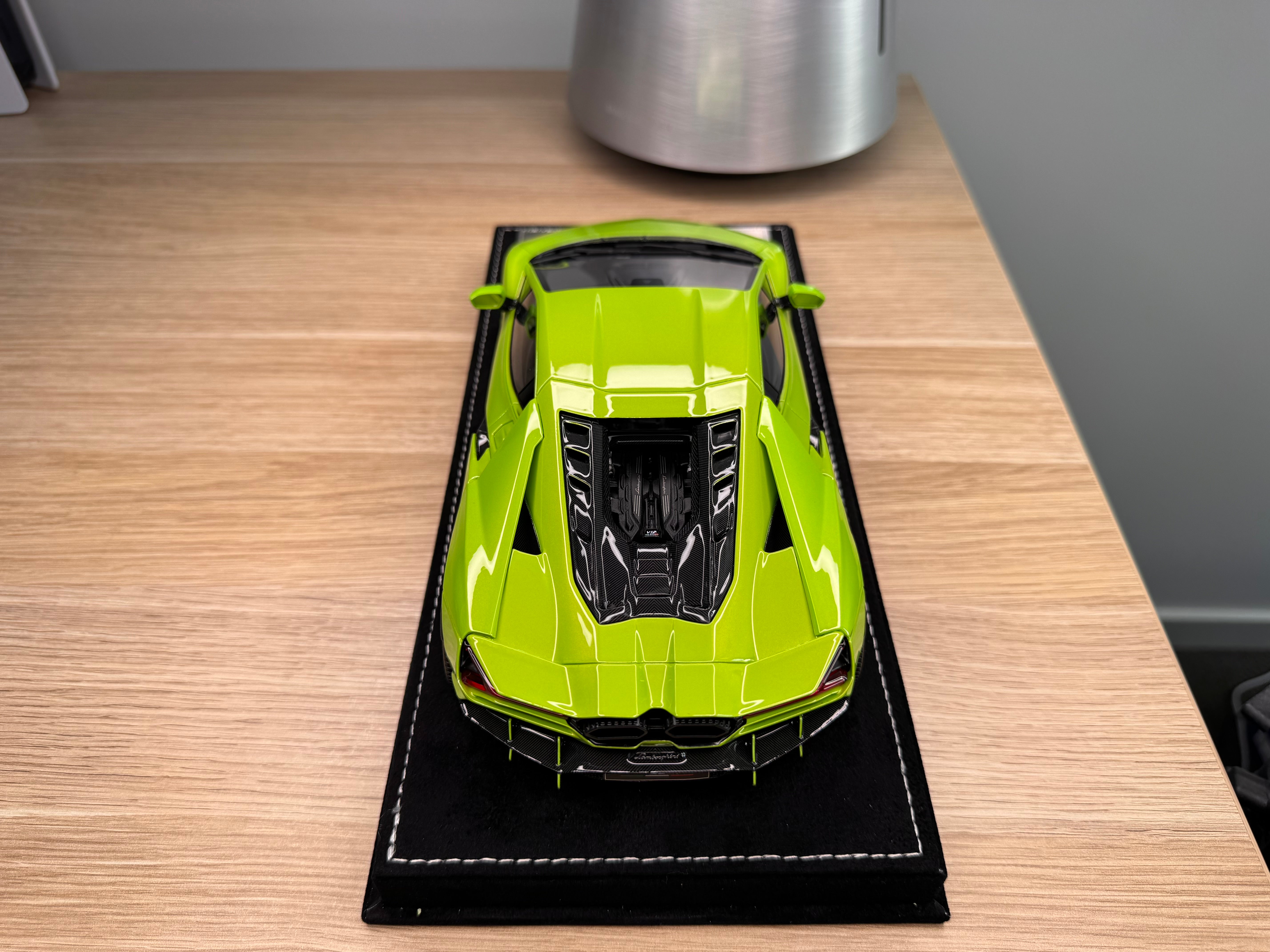 Lamborghini Revuelto - Verde Ithaca - 1:18