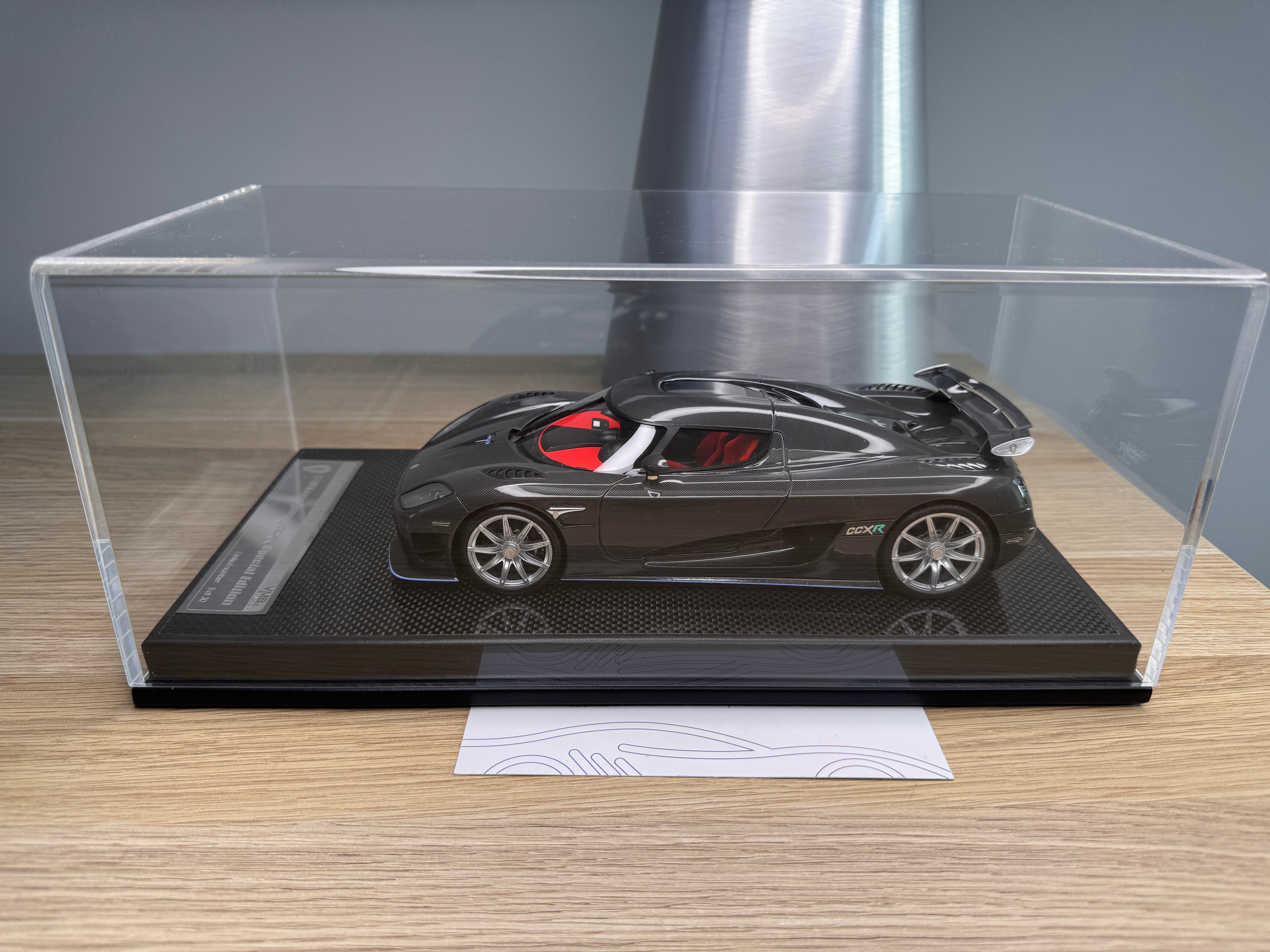 Koenigsegg CCXR - Black Carbon - 1:18