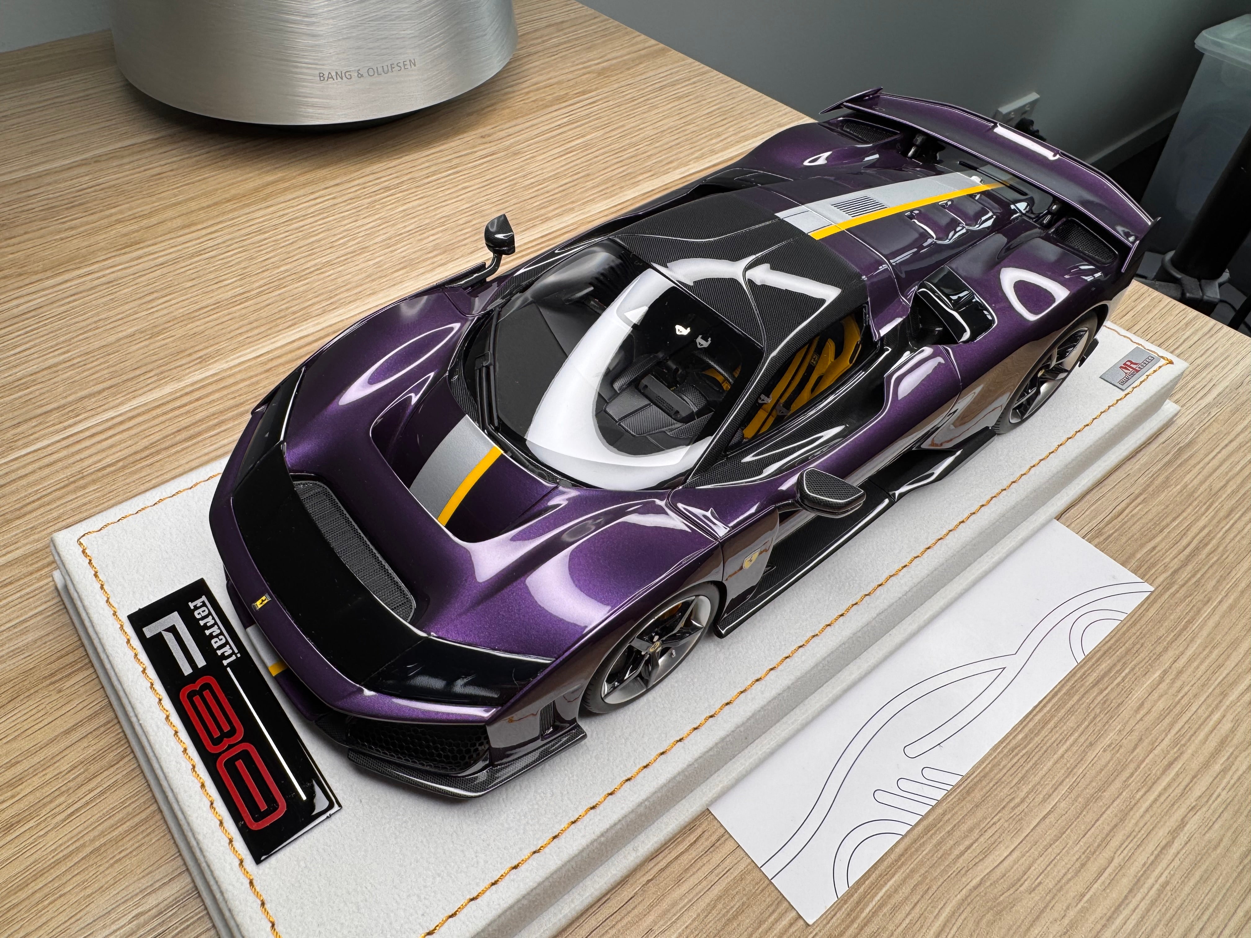 Ferrari F80 - Viola Hong Kong LE49 - 1:18