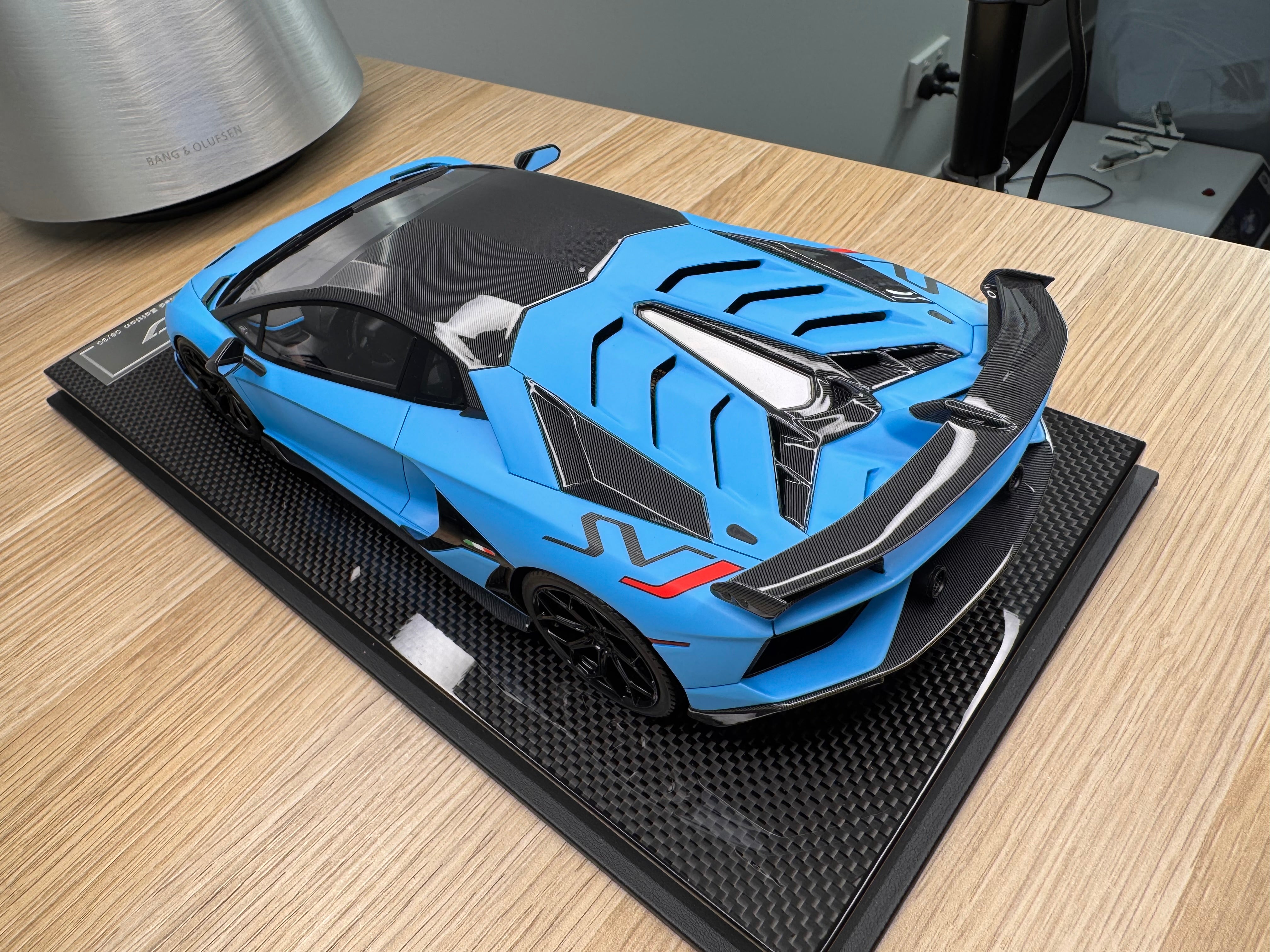 Lamborghini Aventador SVJ - Blu Seiler - 1:18