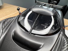Load image into Gallery viewer, Koenigsegg Jesko PMC Special Project - naked carbon - 1:18
