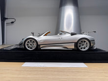 Load image into Gallery viewer, Pagani Zonda Cinque Roadster - Silver - 1:18
