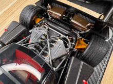 Load image into Gallery viewer, Pagani Zonda F - gloss carbon black OPEN PARTS - 1:18
