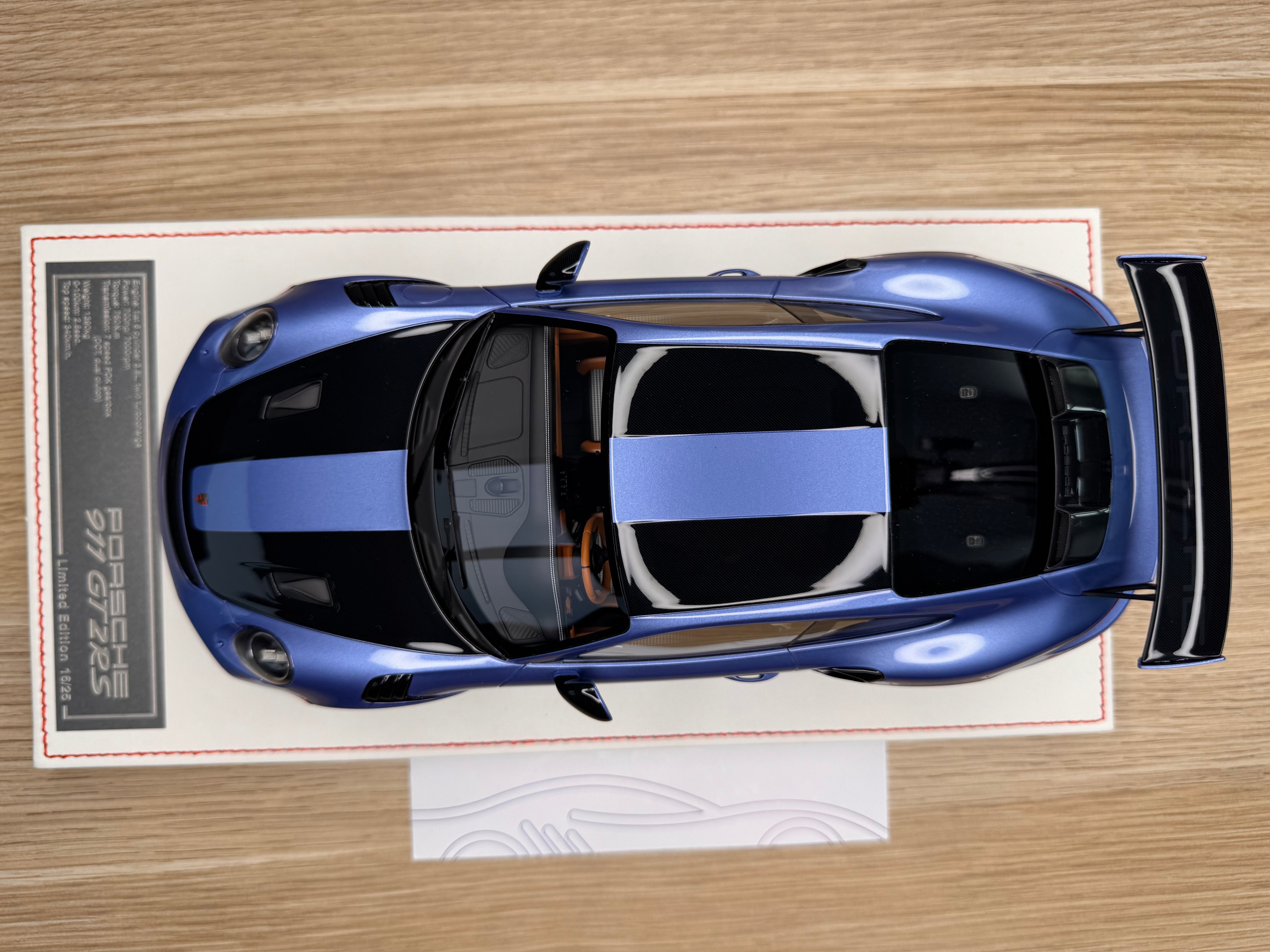 Porsche 911 GT2RS - PTS Gemini Metallic on white leather base - 1:18