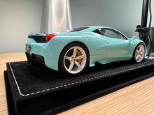 Load image into Gallery viewer, HH Models - Ferrari 458 Speciale - Tiffany blue - 1:18
