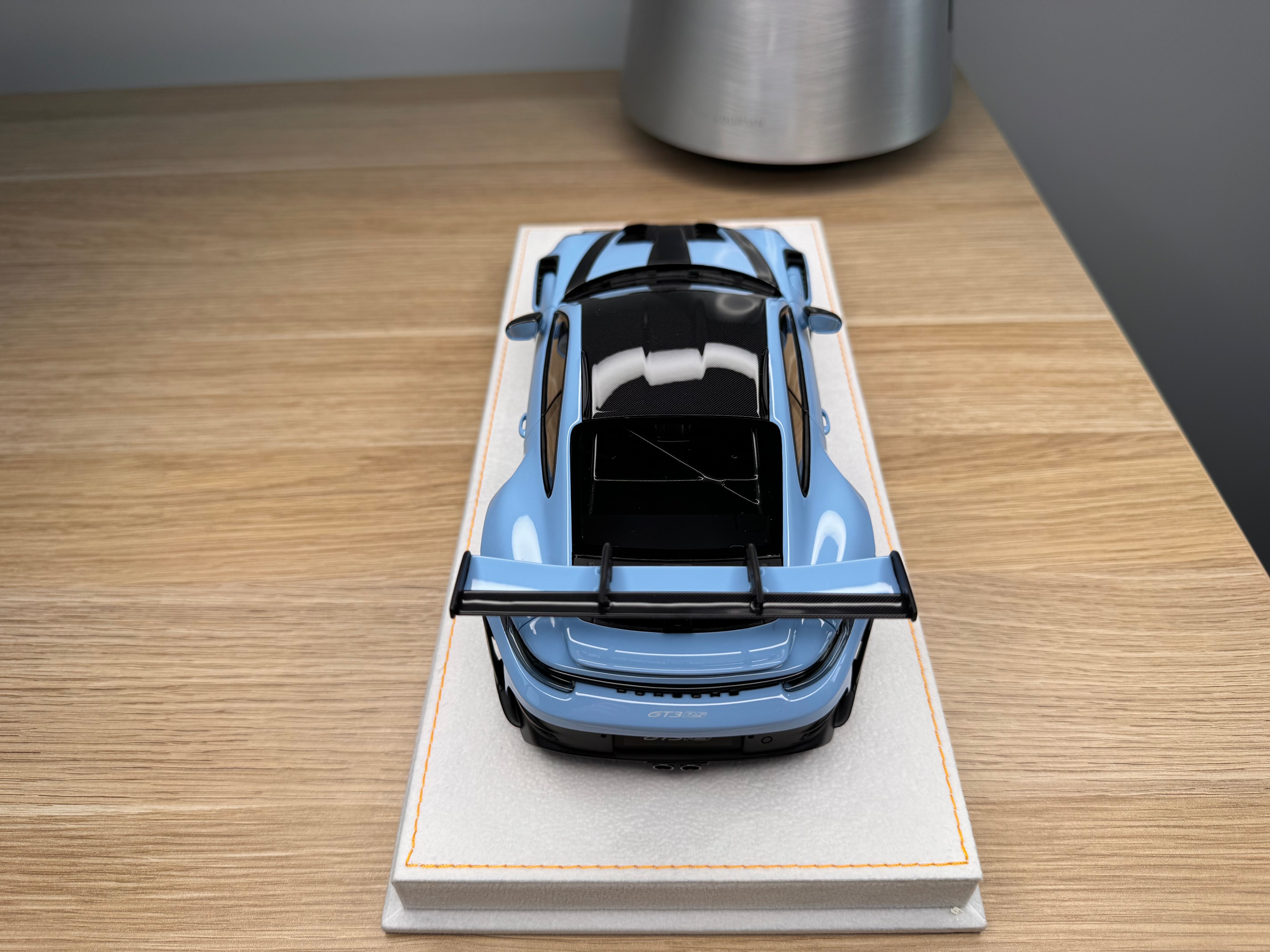 Porsche 911 992 GT3RS - Baby Blue - 1:18