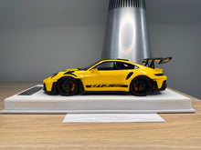 Load image into Gallery viewer, Porsche 911 992 GT3RS - Speed Yellow - 1:18

