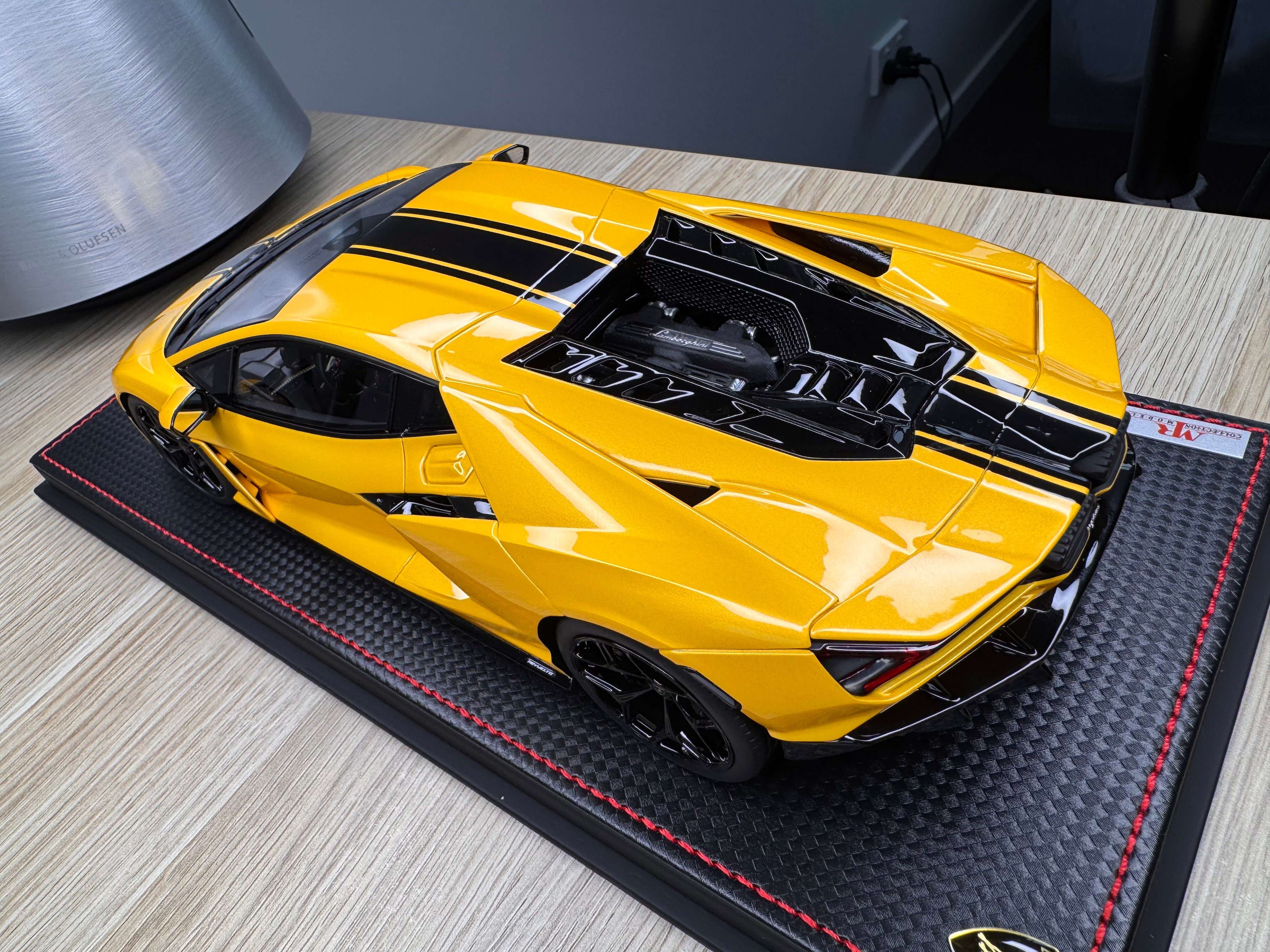 Lamborghini Revuelto - 20th Anniversario China Giallo Inti LE99 - 1:18
