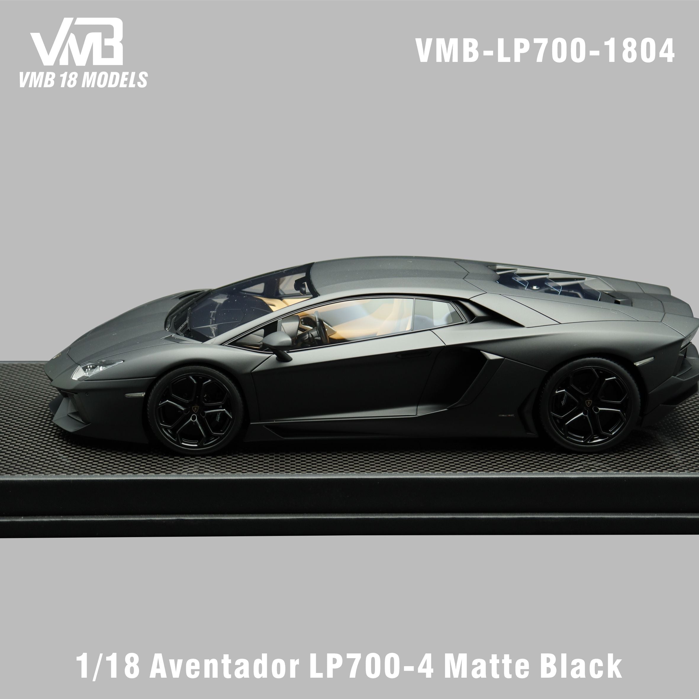 Lamborghini Aventador LP700-4 - Matte Black - 1:18