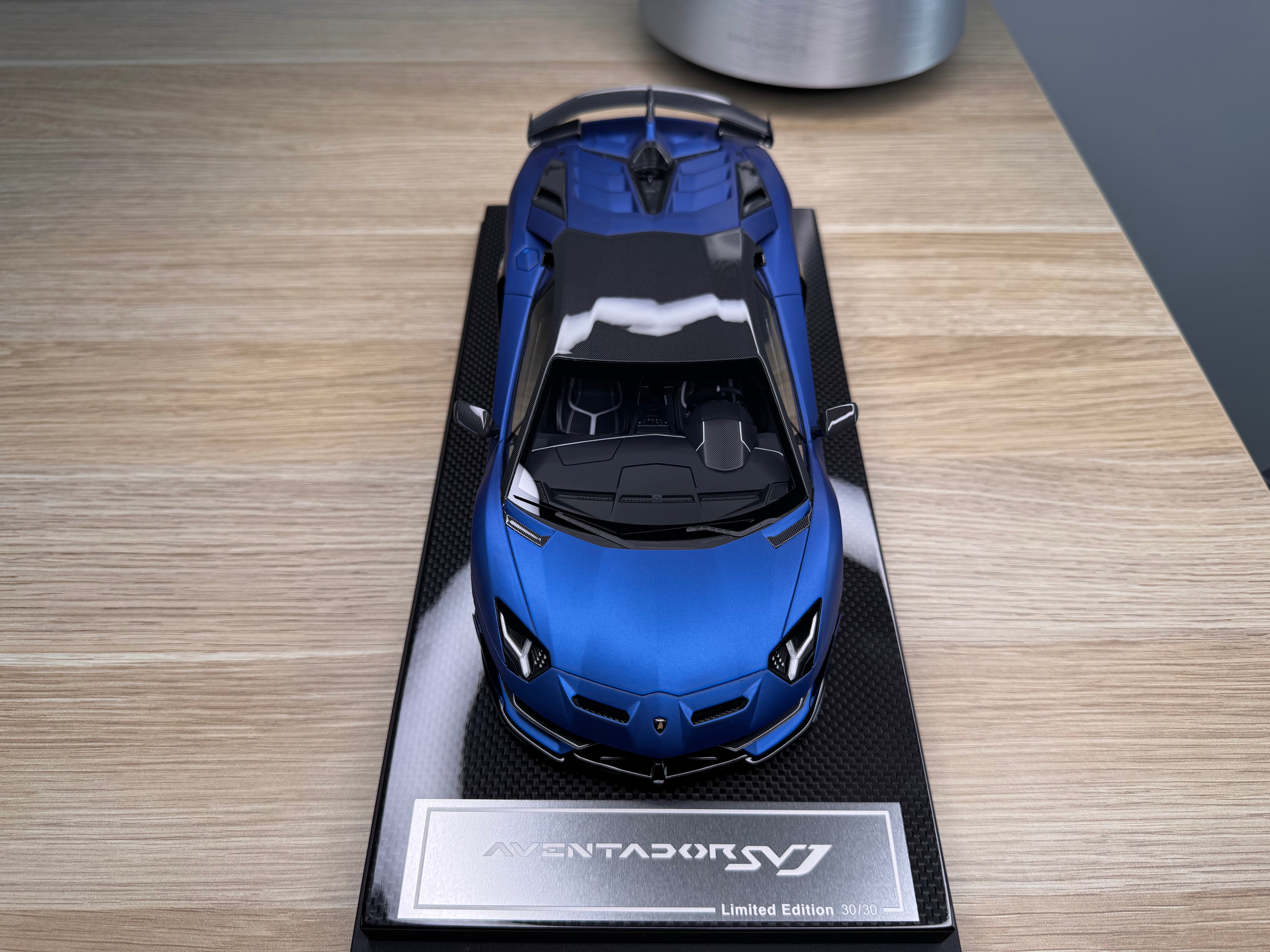 Lamborghini Aventador SVJ - Blu Emera - 1:18