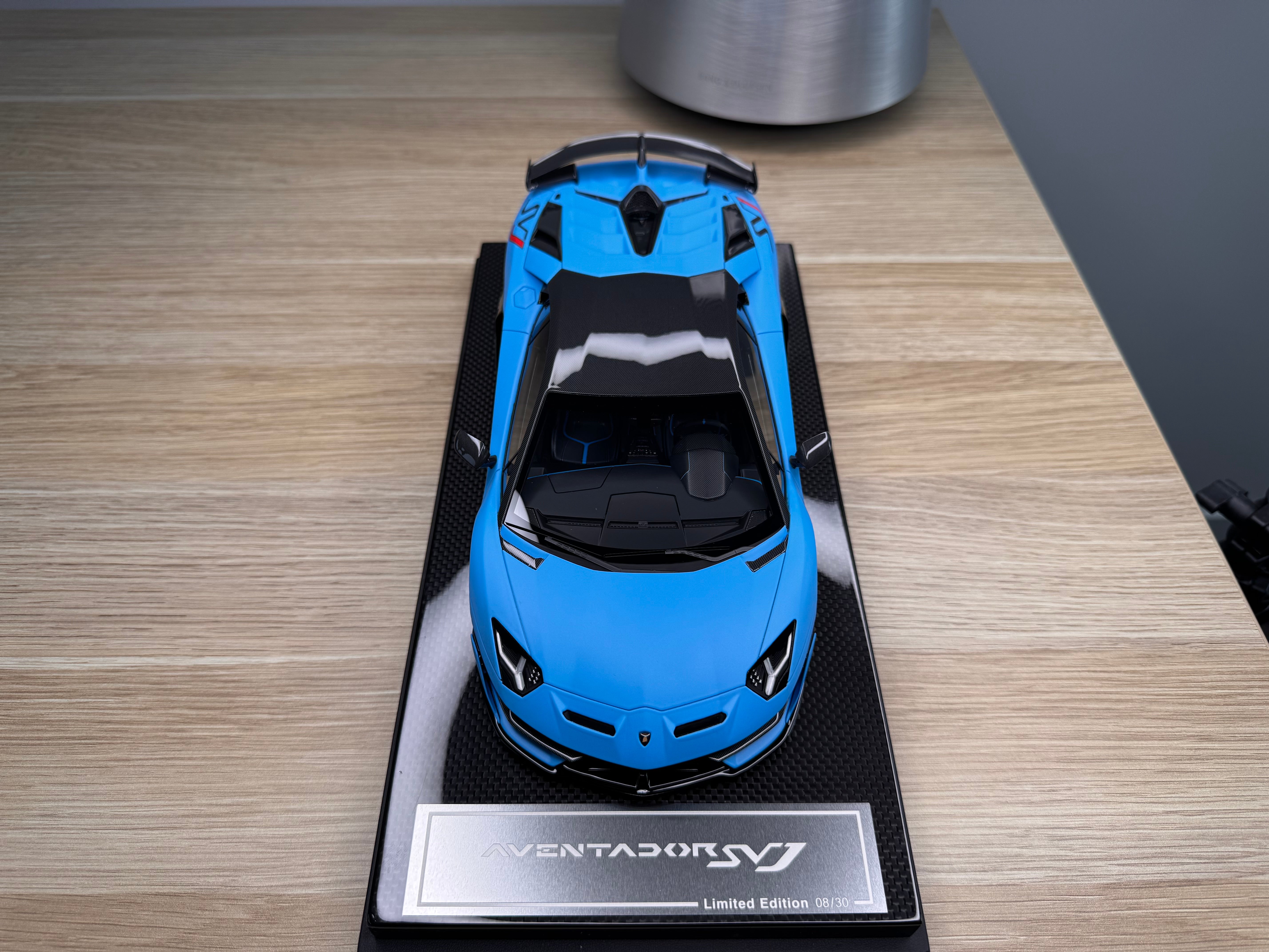 Lamborghini Aventador SVJ - Blu Seiler - 1:18