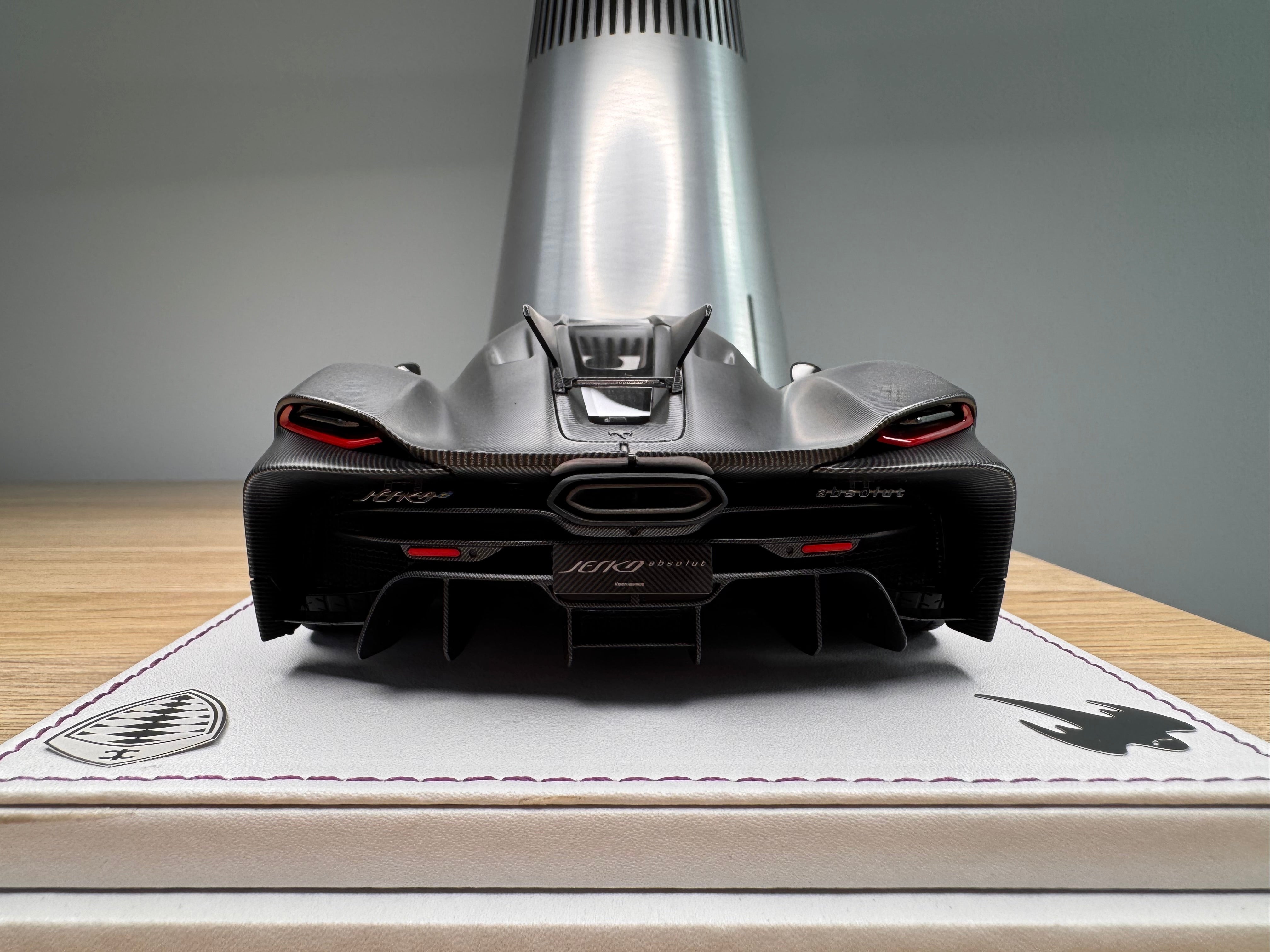 Koenigsegg Jesko Absolut 7289 PMC Special Project - naked carbon - 1:18