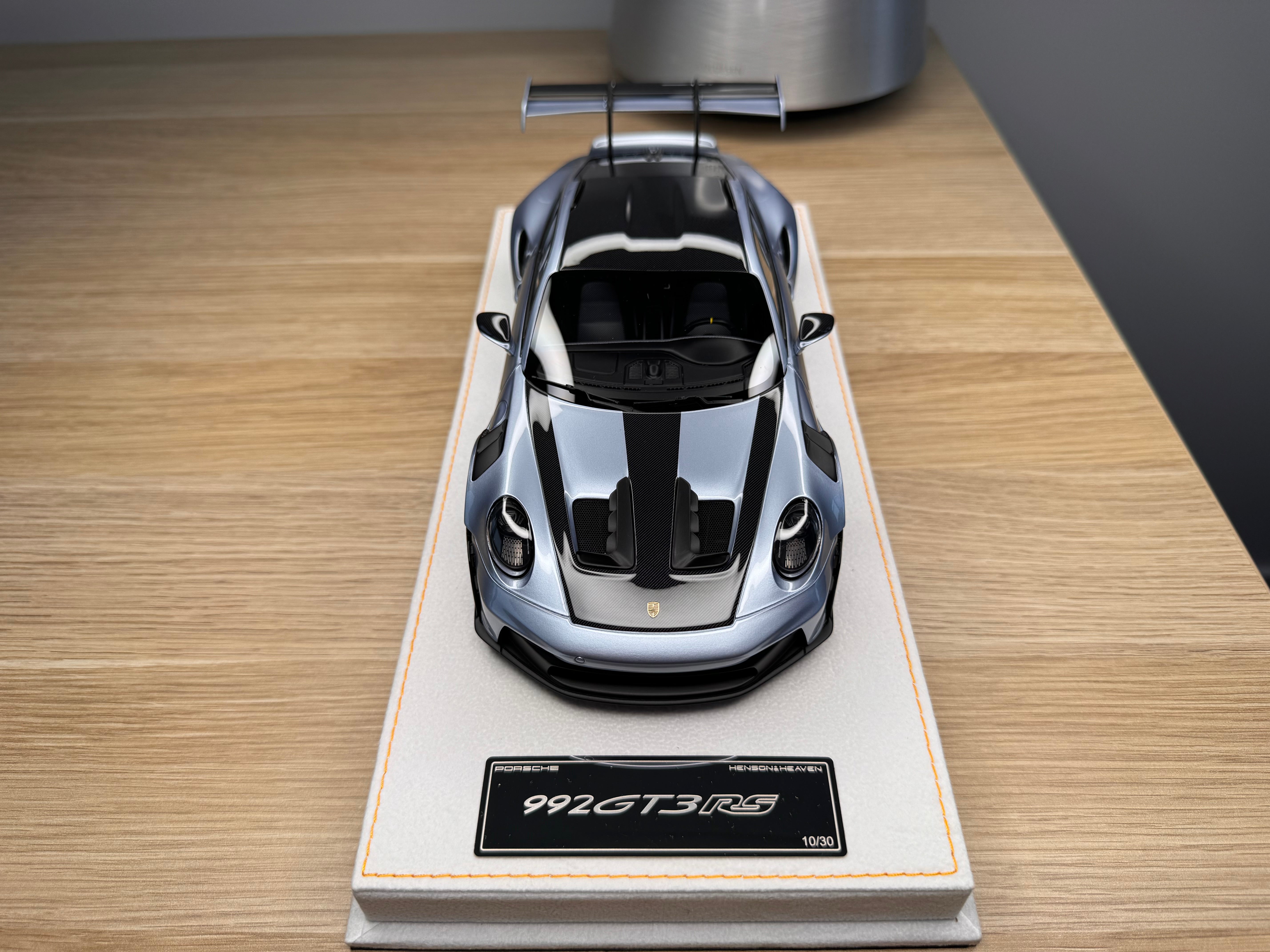 Porsche 911 992 GT3RS - Ice Blue - 1:18