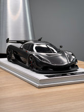 Load image into Gallery viewer, Koenigsegg Jesko PMC Special Project - naked carbon - 1:18
