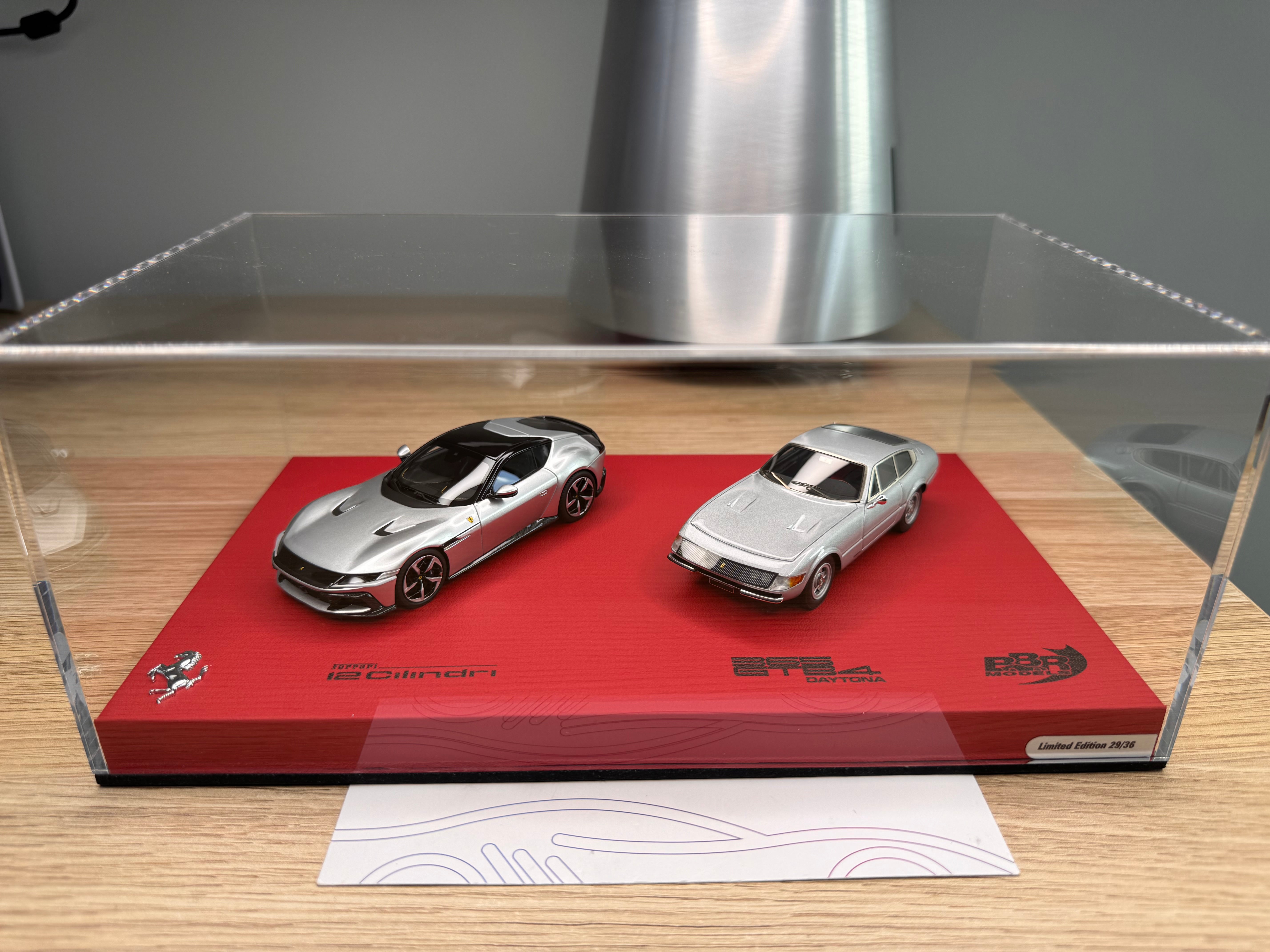 Ferrari 12Cilindri Coupe and Ferrari 365 GTB/4 Daytona - Nurburgring Silver - 1:18