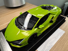 Load image into Gallery viewer, Lamborghini Revuelto - Verde Ithaca - 1:18
