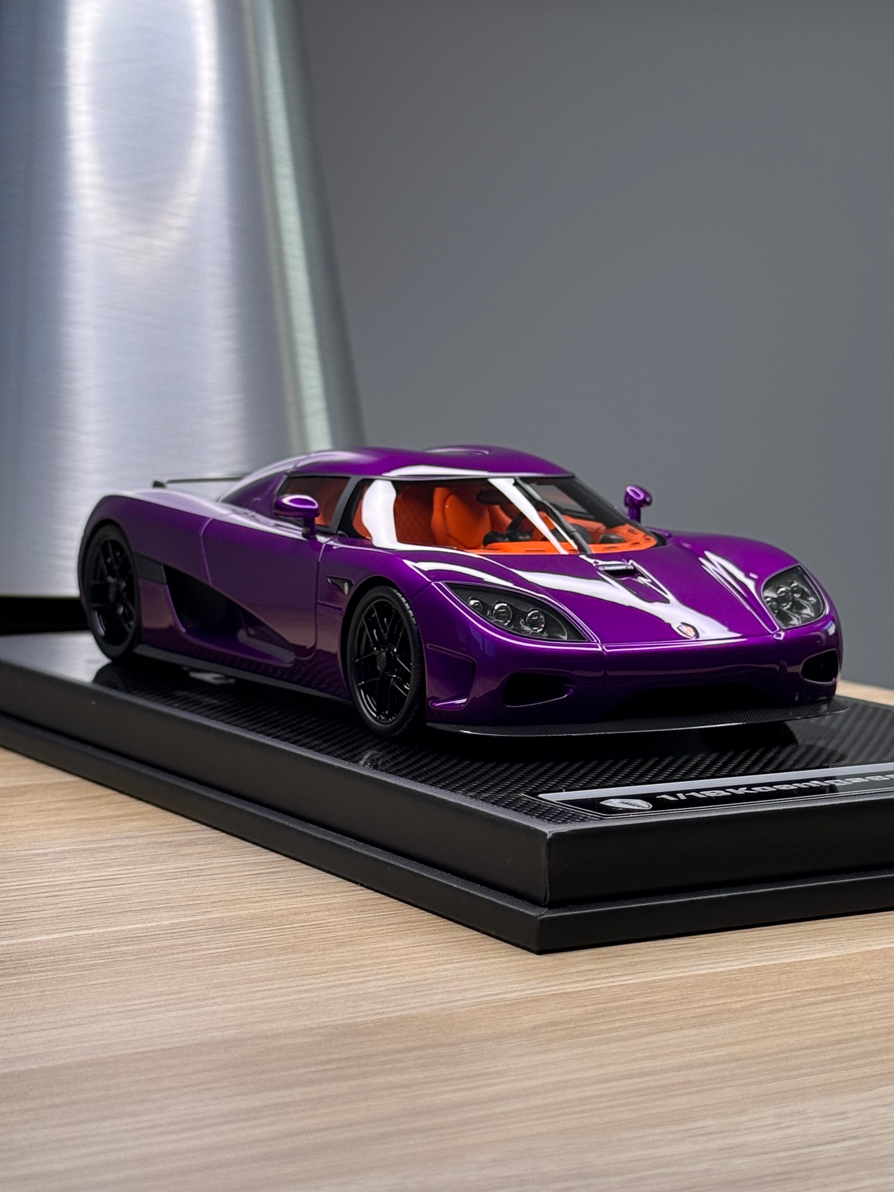 Koenigsegg CCX - Purple - 1:18